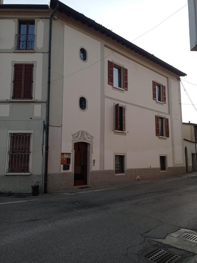 House Piazza Vittoria Medole Exterior foto